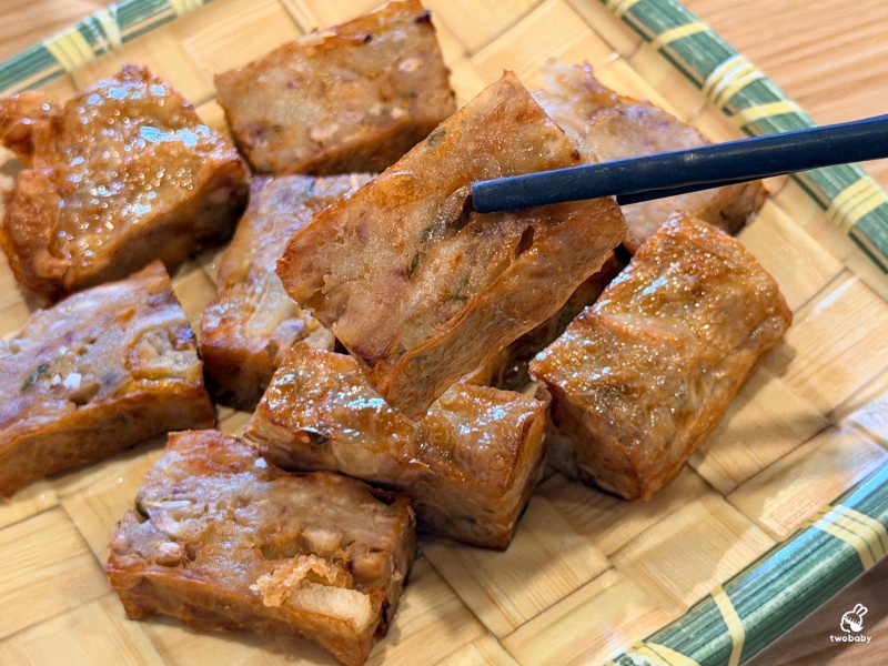 頭城魏家食府｜總舖師傳承的宜蘭古早味！國宴料理變身平價小吃，西魯肉、渣糕、棗餅一個人也能品嚐！ @兔貝比的菲比尋嚐