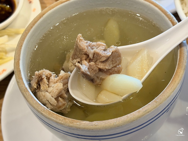 頭城魏家食府｜總舖師傳承的宜蘭古早味！國宴料理變身平價小吃，西魯肉、渣糕、棗餅一個人也能品嚐！ @兔貝比的菲比尋嚐