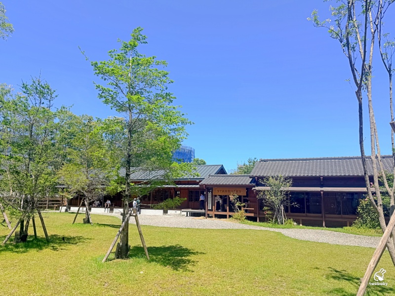 宜蘭最新景點！星巴克羅東林場門市 全台首座百年林場星巴克 走進日式木造老屋喝咖啡 榻榻米、庭院超好拍！ @兔貝比的菲比尋嚐
