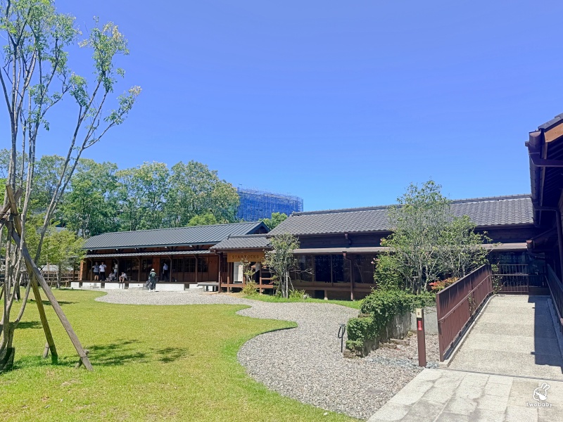 宜蘭最新景點！星巴克羅東林場門市 全台首座百年林場星巴克 走進日式木造老屋喝咖啡 榻榻米、庭院超好拍！ @兔貝比的菲比尋嚐
