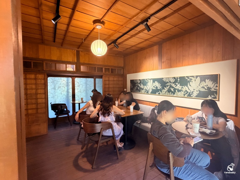 宜蘭最新景點！星巴克羅東林場門市 全台首座百年林場星巴克 走進日式木造老屋喝咖啡 榻榻米、庭院超好拍！ @兔貝比的菲比尋嚐