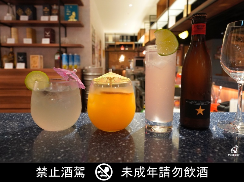 台北鮑魚雞湯火鍋|星曜雞湯 雞湯 火鍋 酒肆 二訪雞湯界LV再升級!花膠全雞鮮鮑金湯、A5日本和牛、活龍蝦一次滿足!活龍蝦買一送一 父親節加碼送活鮑 @兔貝比的菲比尋嚐 台北鮑魚雞湯火鍋|星曜雞湯 雞湯 火鍋 酒肆 二訪雞湯界LV再升級!花膠全雞鮮鮑金湯、A5日本和牛、活龍蝦一次滿足!活龍蝦買一送一 父親節加碼送活鮑 @兔貝比的菲比尋嚐