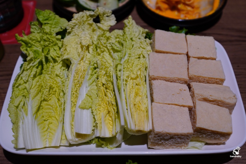 台北鮑魚雞湯火鍋|星曜雞湯 雞湯 火鍋 酒肆 二訪雞湯界LV再升級!花膠全雞鮮鮑金湯、A5日本和牛、活龍蝦一次滿足!活龍蝦買一送一 父親節加碼送活鮑 @兔貝比的菲比尋嚐 台北鮑魚雞湯火鍋|星曜雞湯 雞湯 火鍋 酒肆 二訪雞湯界LV再升級!花膠全雞鮮鮑金湯、A5日本和牛、活龍蝦一次滿足!活龍蝦買一送一 父親節加碼送活鮑 @兔貝比的菲比尋嚐