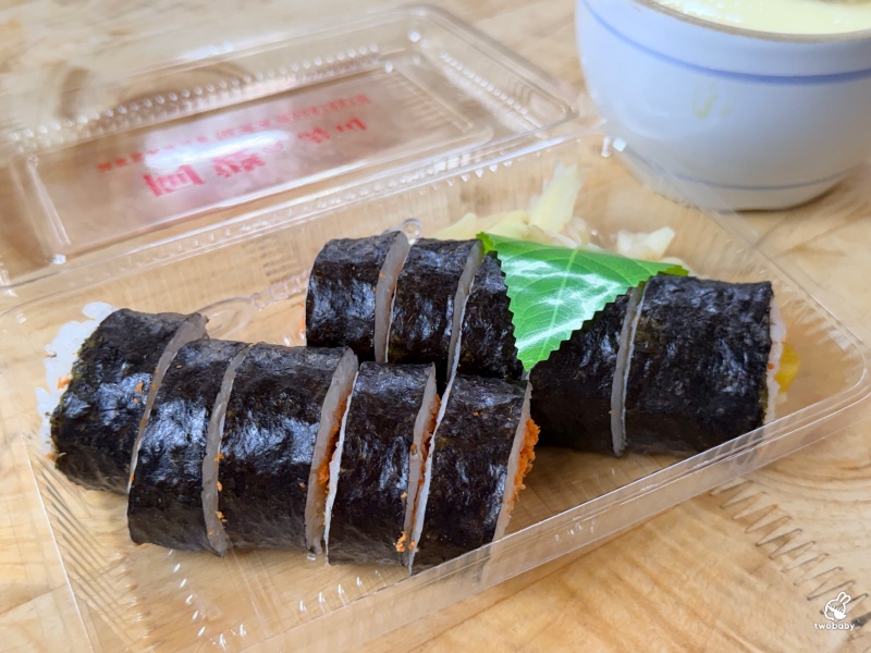 阿婆壽司｜24小時不打烊！從路邊攤賣到蓋大樓，鶯歌銅板美食傳奇！ @兔貝比的菲比尋嚐