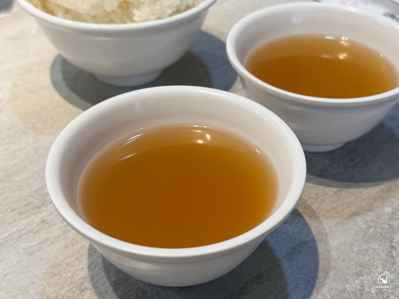 板橋羊肉推薦|吵三小羊肉專賣板橋館前店 三碗白飯挑戰成功直接送炒羊肉,內用白飯免費、羊肉清湯無限續! @兔貝比的菲比尋嚐 板橋羊肉推薦|吵三小羊肉專賣板橋館前店 三碗白飯挑戰成功直接送炒羊肉,內用白飯免費、羊肉清湯無限續! @兔貝比的菲比尋嚐