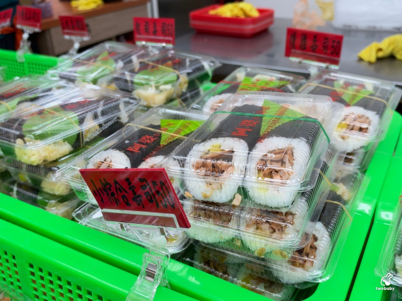 阿婆壽司｜24小時不打烊！從路邊攤賣到蓋大樓，鶯歌銅板美食傳奇！ @兔貝比的菲比尋嚐