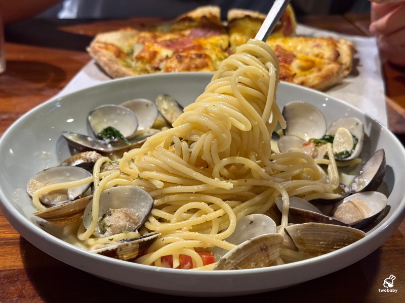 Flag Pasta 義式餐廳｜板橋巷弄藏了快20年的義大利麵！新埔站平價義式料理，不收服務費 @兔貝比的菲比尋嚐