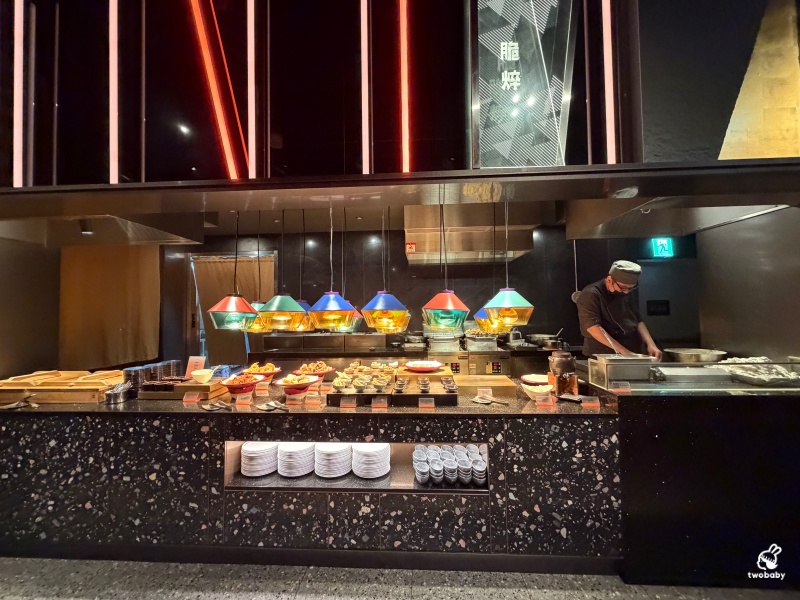URBAN PARADISE 信義店｜台北高級吃到飽，生蠔、螃蟹、生魚片、現煎料理到甜點一次滿足！ @兔貝比的菲比尋嚐
