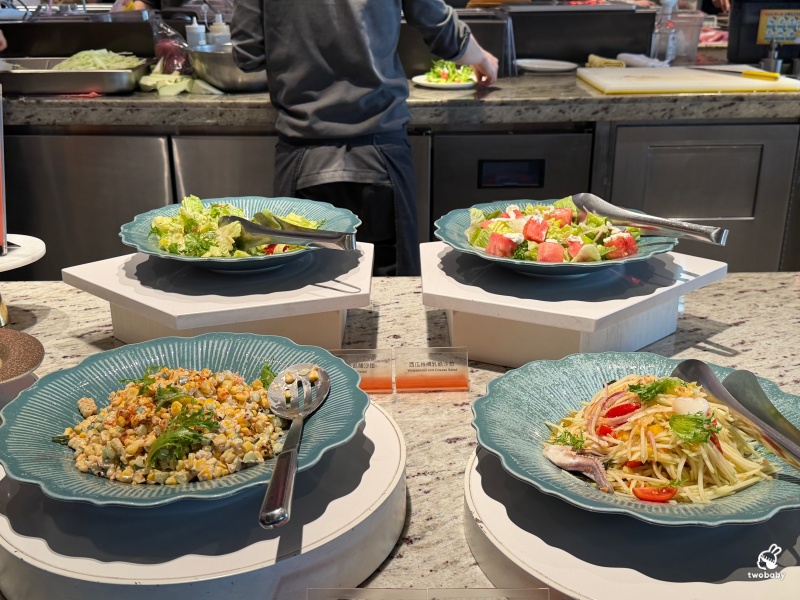 URBAN PARADISE 信義店｜台北高級吃到飽，生蠔、螃蟹、生魚片、現煎料理到甜點一次滿足！ @兔貝比的菲比尋嚐