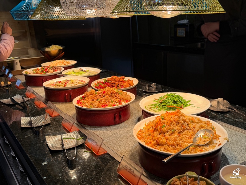 URBAN PARADISE 信義店｜台北高級吃到飽，生蠔、螃蟹、生魚片、現煎料理到甜點一次滿足！ @兔貝比的菲比尋嚐