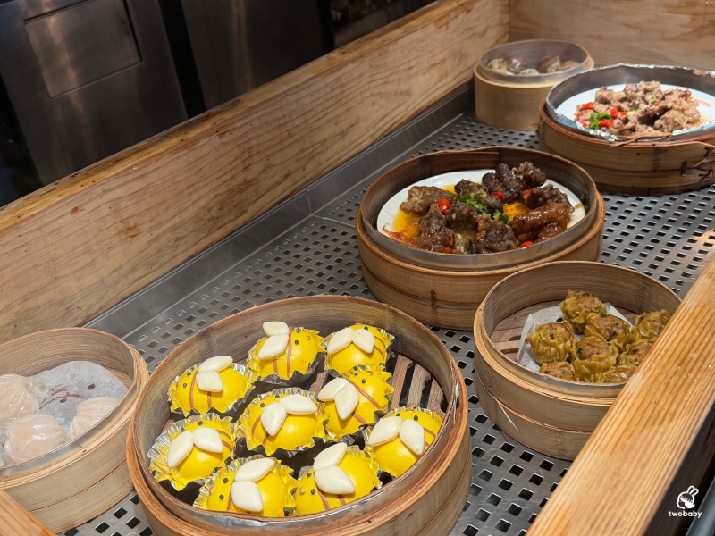 URBAN PARADISE 信義店｜台北高級吃到飽，生蠔、螃蟹、生魚片、現煎料理到甜點一次滿足！ @兔貝比的菲比尋嚐