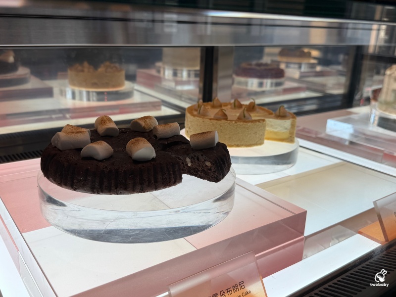 URBAN PARADISE 信義店｜台北高級吃到飽，生蠔、螃蟹、生魚片、現煎料理到甜點一次滿足！ @兔貝比的菲比尋嚐