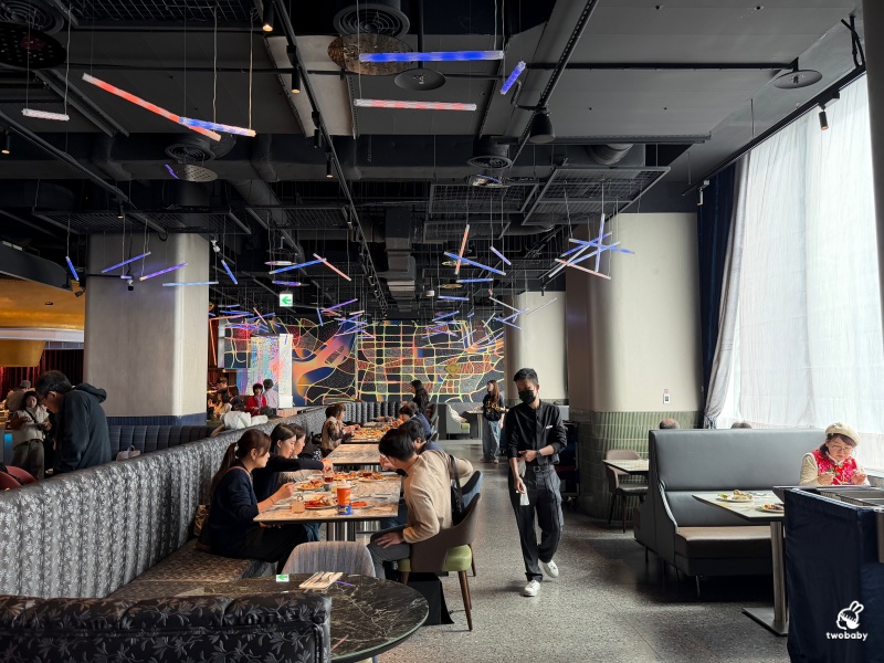 URBAN PARADISE 信義店｜台北高級吃到飽，生蠔、螃蟹、生魚片、現煎料理到甜點一次滿足！ @兔貝比的菲比尋嚐