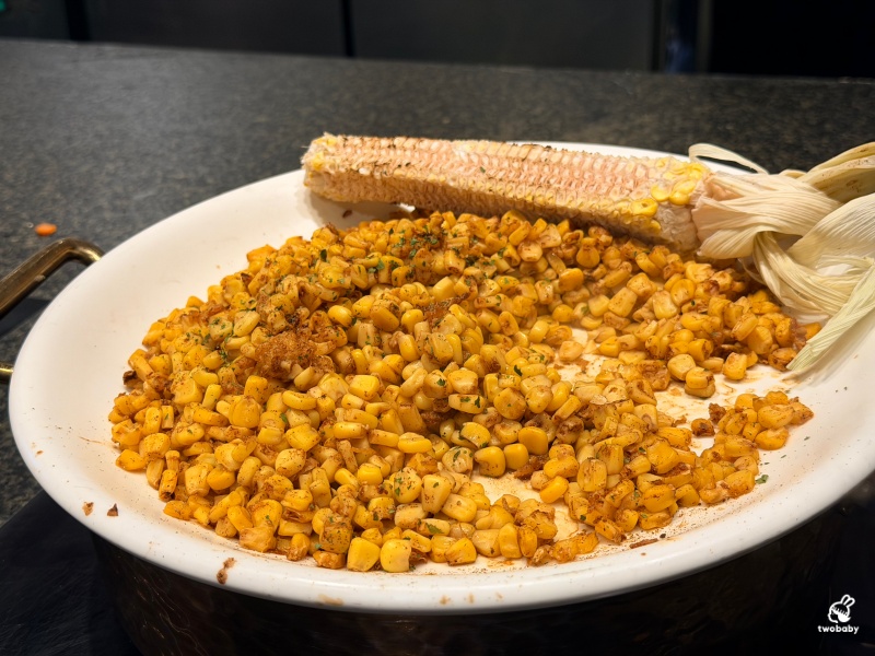 板橋最大素食吃到飽｜果然匯板橋遠百店，原來素食也能這麼澎湃，連沒吃素都愛上了！ @兔貝比的菲比尋嚐
