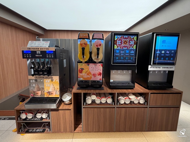 萬客什鍋新莊復興店｜台中30年人氣石頭火鍋插旗新莊！兩層樓大空間、飲料冰淇淋自助吧無限吃！ @兔貝比的菲比尋嚐