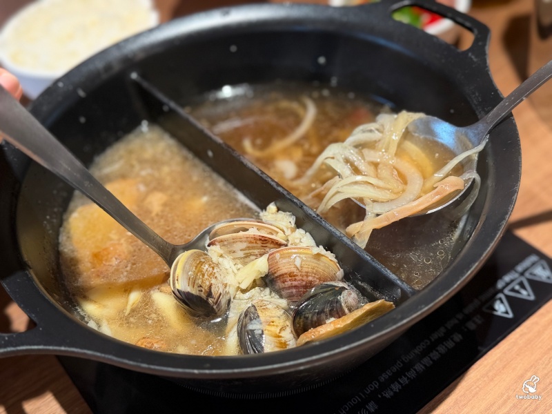 萬客什鍋新莊復興店|台中30年人氣石頭火鍋插旗新莊!兩層樓大空間、飲料冰淇淋自助吧無限吃! @兔貝比的菲比尋嚐 萬客什鍋新莊復興店|台中30年人氣石頭火鍋插旗新莊!兩層樓大空間、飲料冰淇淋自助吧無限吃! @兔貝比的菲比尋嚐