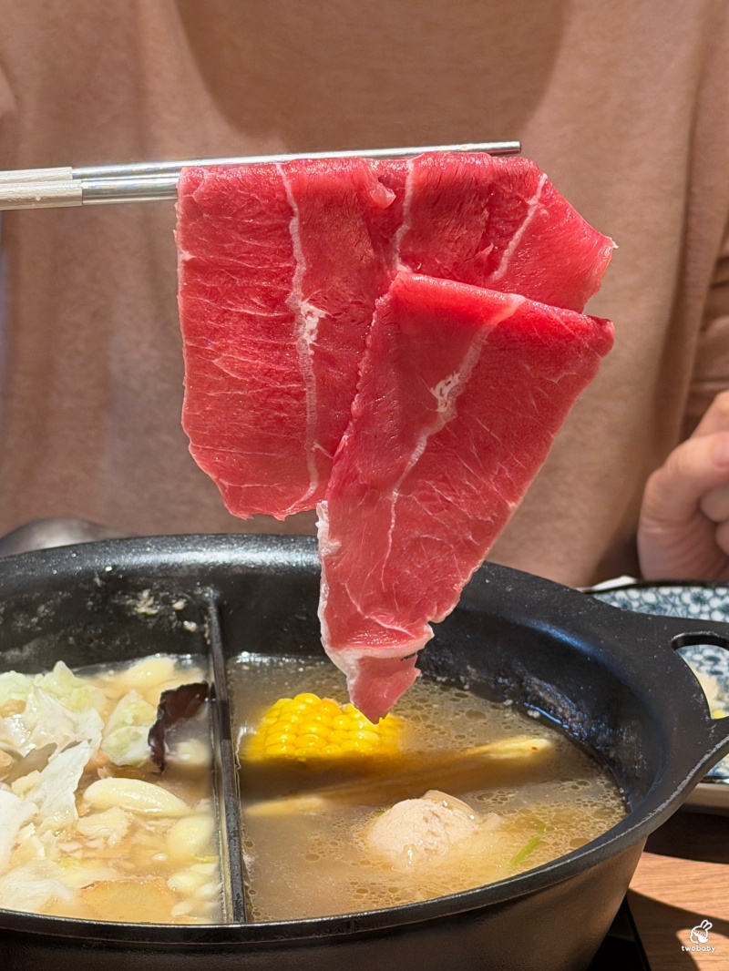 萬客什鍋新莊復興店｜台中30年人氣石頭火鍋插旗新莊！兩層樓大空間、飲料冰淇淋自助吧無限吃！ @兔貝比的菲比尋嚐