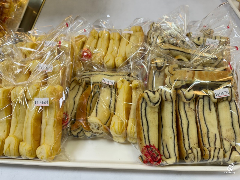 麗華西點麵包行｜25元就能吃到洪瑞珍風味三明治！在地人從小吃到大的老店 @兔貝比的菲比尋嚐