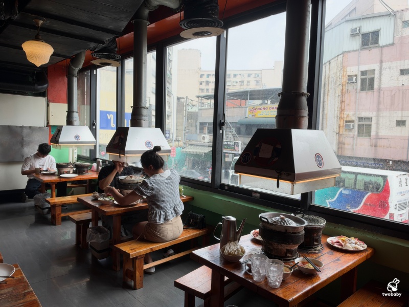 大象泰式美食館 泰式碳烤火鍋吃到飽 海鮮、肉品、泰式串燒、甜點冰品通通有 泰國味一次滿足！ @兔貝比的菲比尋嚐