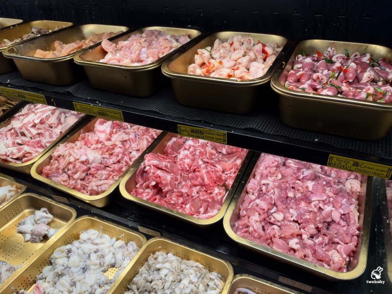 大象泰式美食館 泰式碳烤火鍋吃到飽 海鮮、肉品、泰式串燒、甜點冰品通通有 泰國味一次滿足！ @兔貝比的菲比尋嚐