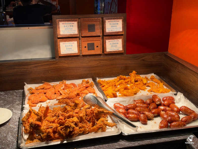 大象泰式美食館 泰式碳烤火鍋吃到飽 海鮮、肉品、泰式串燒、甜點冰品通通有 泰國味一次滿足！ @兔貝比的菲比尋嚐