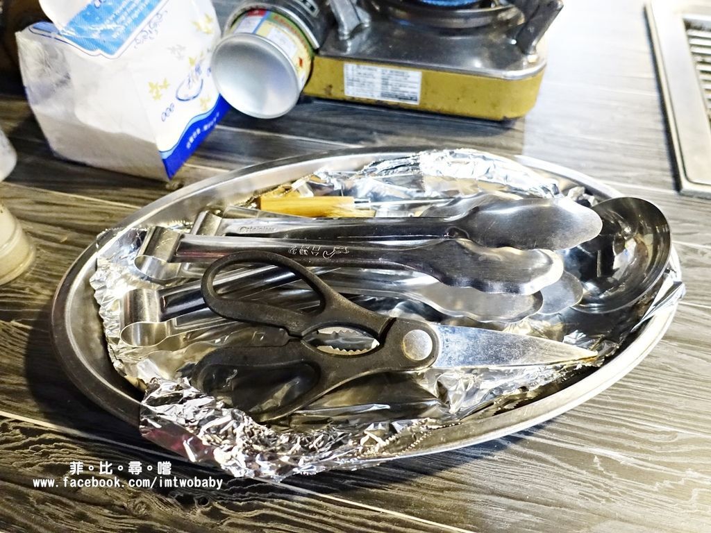 海寶城複合式碳烤 新北五股店 水道活海鮮/碳烤/火鍋吃到飽 泰國蝦、泥鰍、活魚、螃蟹各式高檔海鮮現撈現烤吃爽爽！ @兔貝比的菲比尋嚐