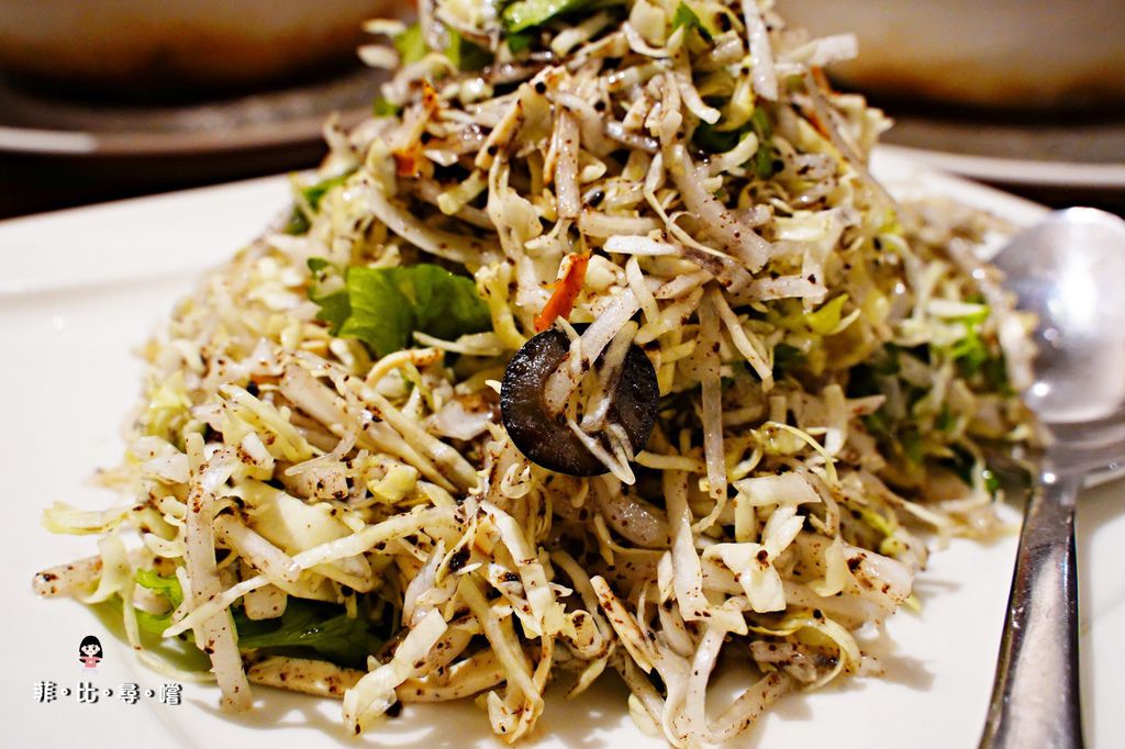 祥和蔬食料理-慶城店 2020年米其林必比登推薦蔬食餐廳 仿葷川味素食 麻、辣、鮮、香 道道都是精緻功夫菜！ @兔貝比的菲比尋嚐