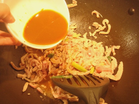 簡易食譜-京醬炒肉絲 @兔貝比的菲比尋嚐